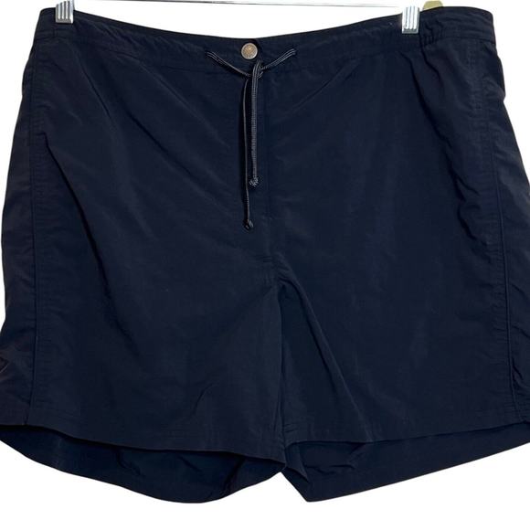 Eddie Bauer Womens Nylon Shorts Size 18W Black Zipper Drawstring - Picture 2 of 5